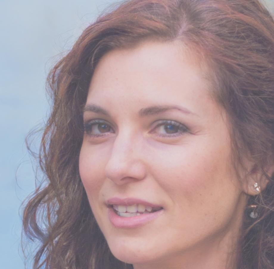 Lucía Herrera, asesora financiera