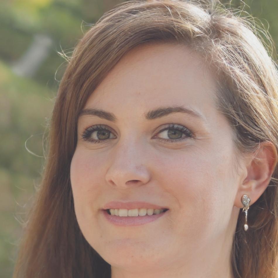 Elena Torregrosa, Especialista en Planificación Familiar